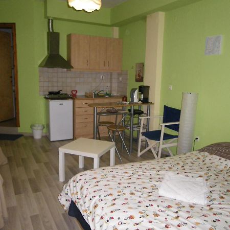 סלוניקי Homy Cozy Studio Towards The Centre מראה חיצוני תמונה