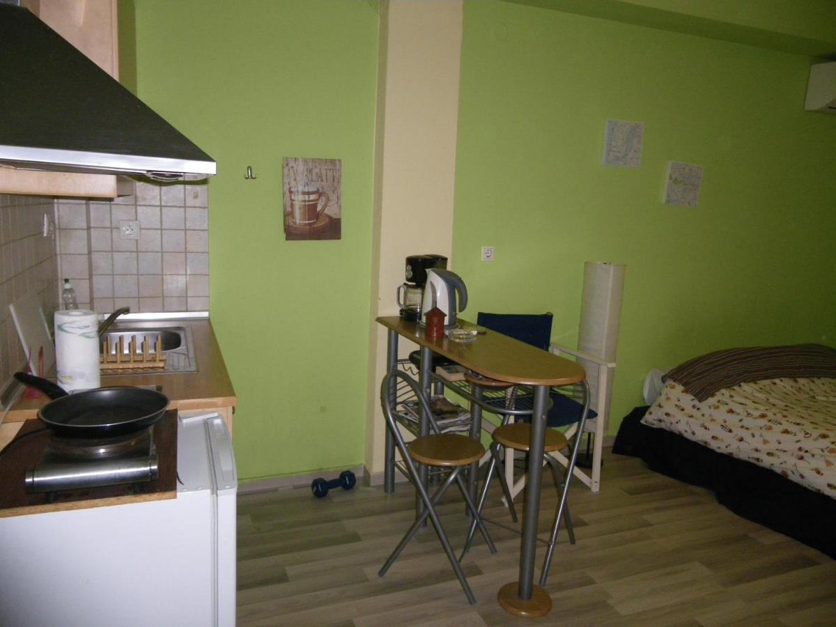 סלוניקי Homy Cozy Studio Towards The Centre מראה חיצוני תמונה